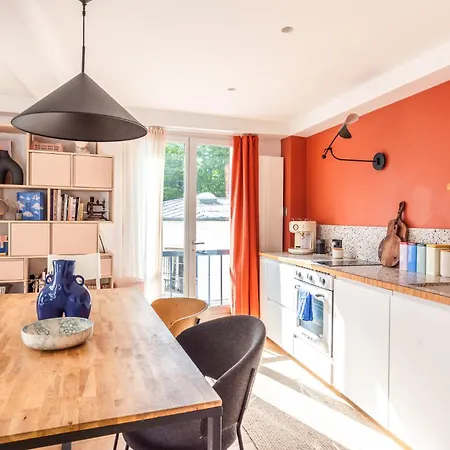 Charming - Montmartre - 4 Guests Apartament *