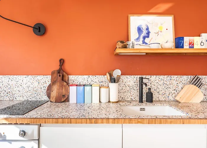 Charming - Montmartre - 4 Guests Апартаменты Париж